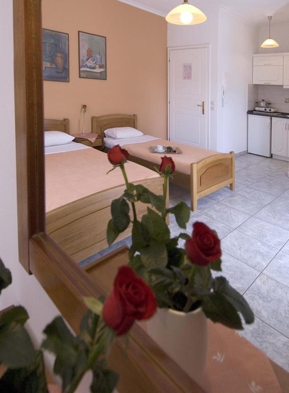 Harisis Apartments Olympiakí Aktí Pokoj fotografie
